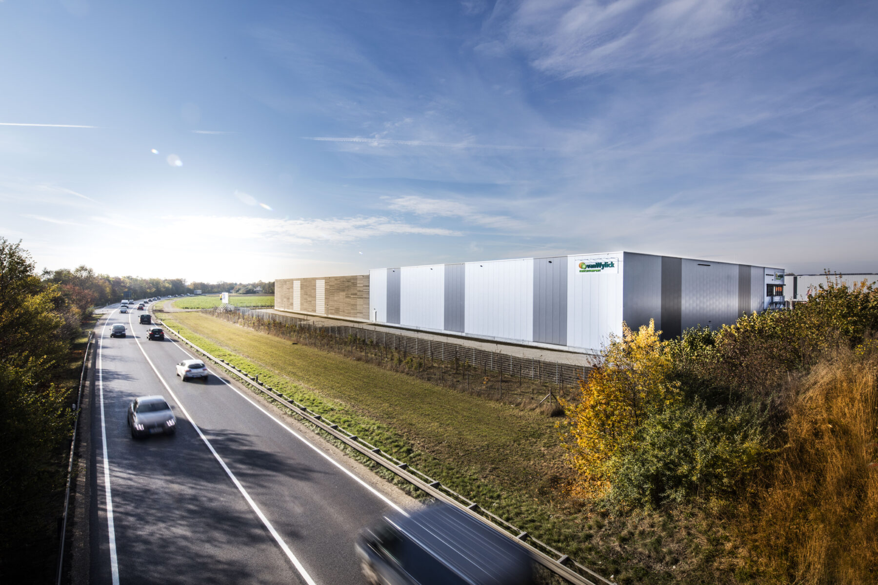 Gebäude des neuen Reife- und Distribitionszentrum in Olching bei München